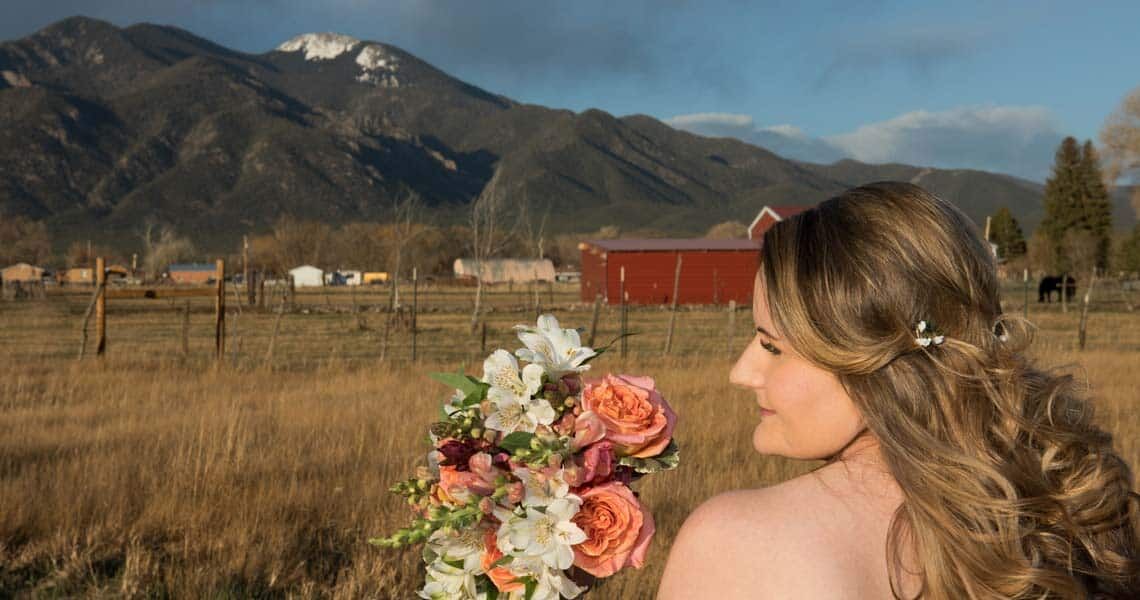 Bridal pose in the SpiriTaos meadow